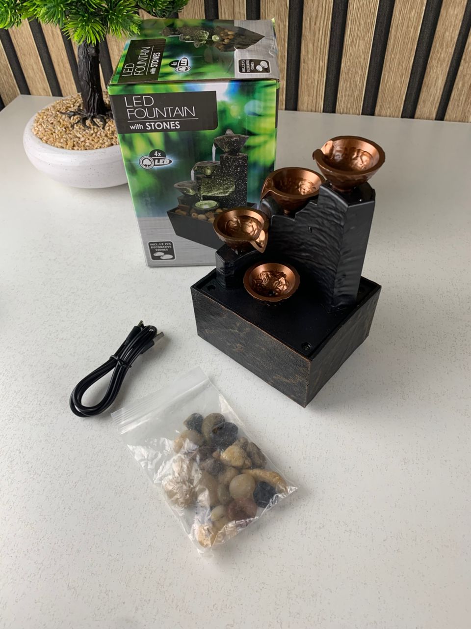 Fontaine à eau cascade avec éclairage LED pour décoration intérieure et ambiance V1 - الصورة 2