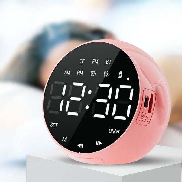 مكبر صوت بلوتوث وساعة...