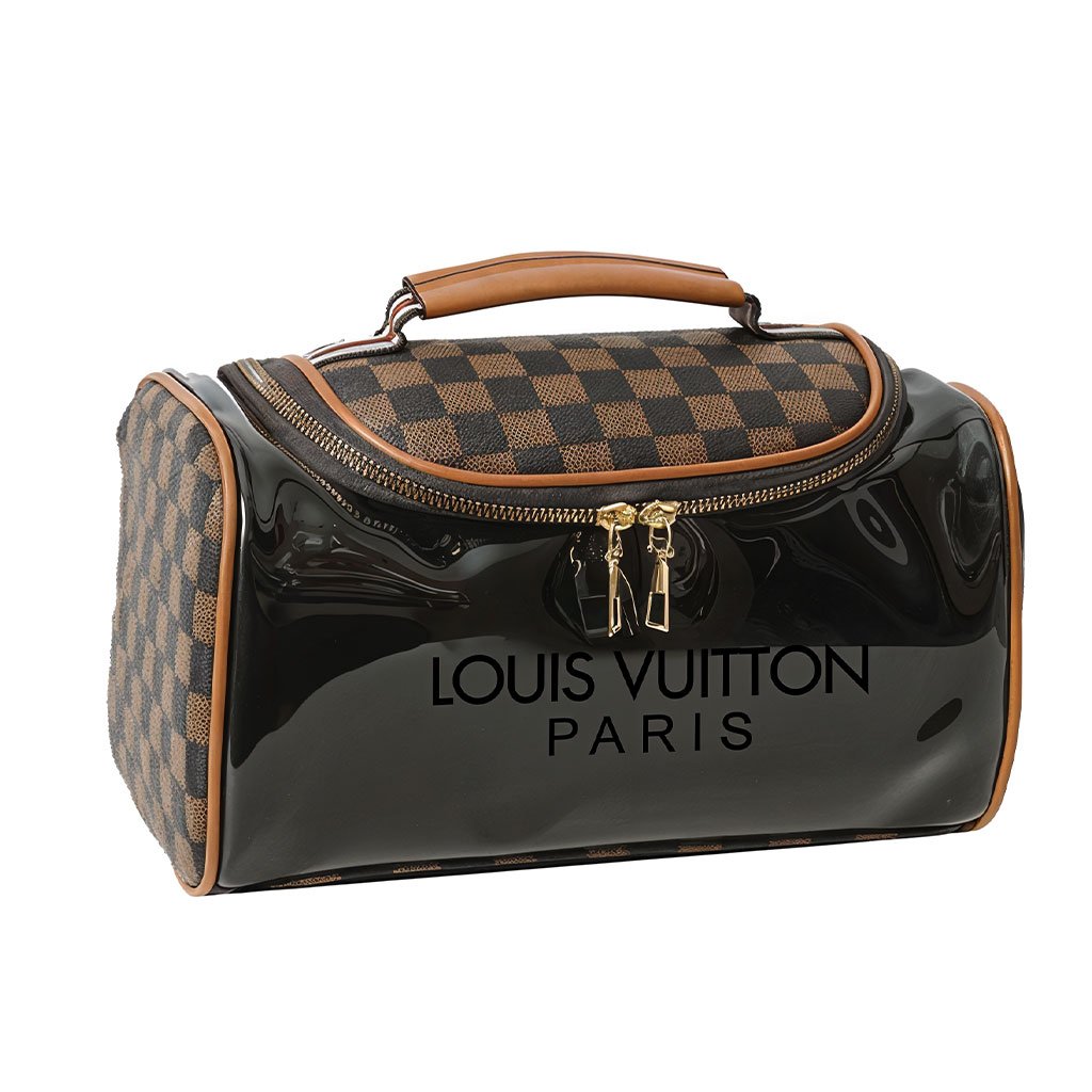 حقيبة استحمام للجنسين من لويس فويتون لمستحضرات التجميل - الصورة 4