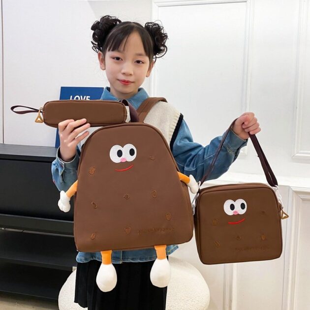 طقم حقائب مدرسية من...