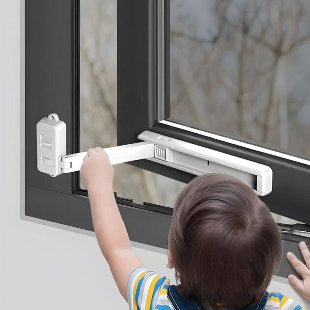 مثبتات النوافذ وأقفال أمان...