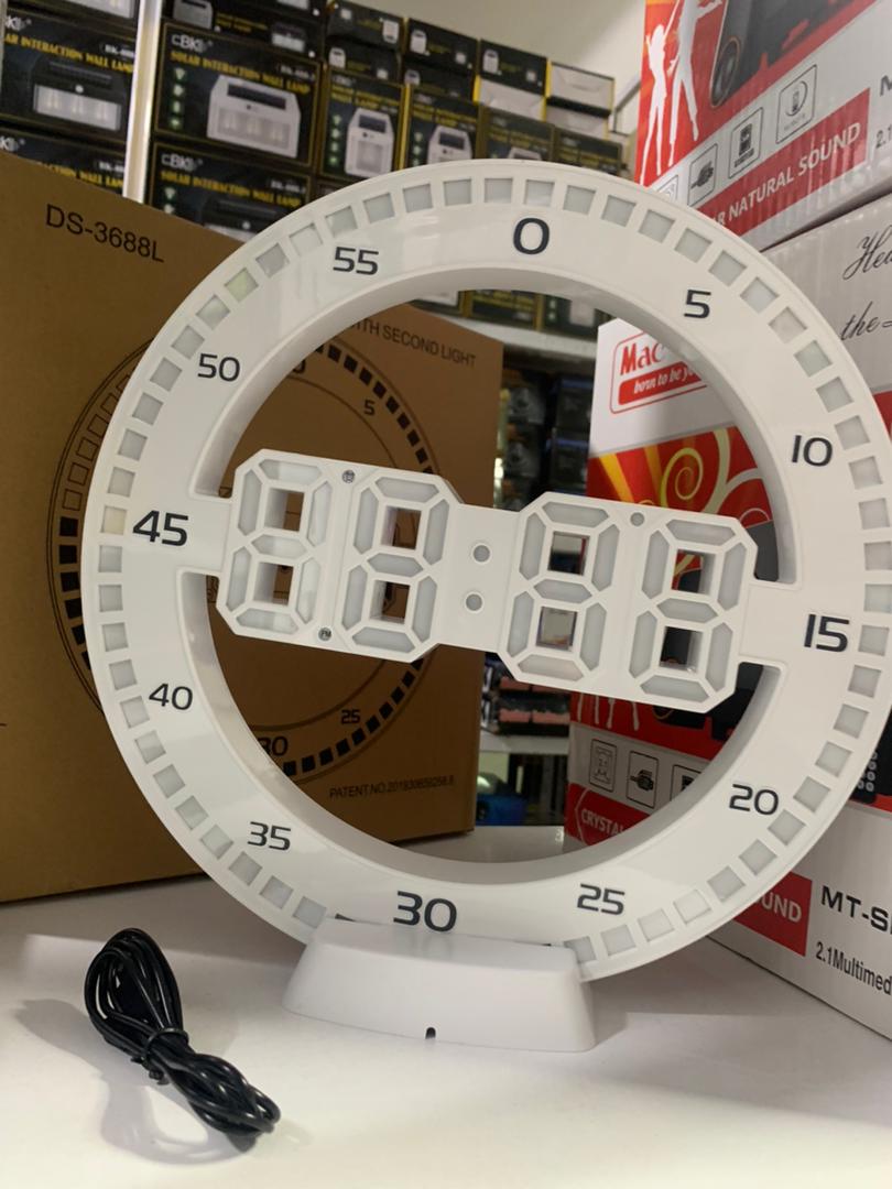 Horloge murale numérique 3D - الصورة 3