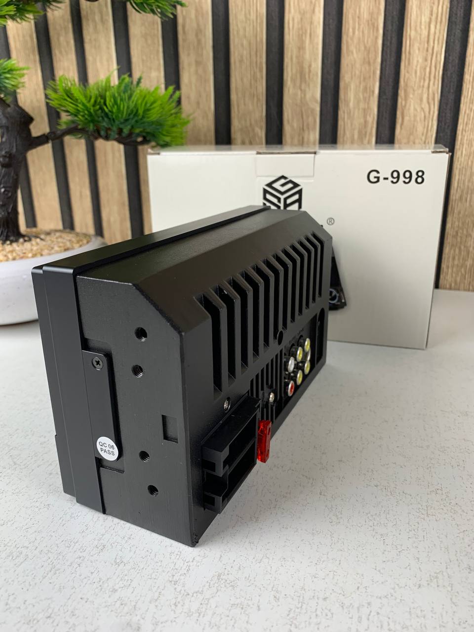 راديو سيارة 2DIN بشاشة لمس مع CarPlay وAndroid Auto وBluetooth وWi-Fi - الصورة 3