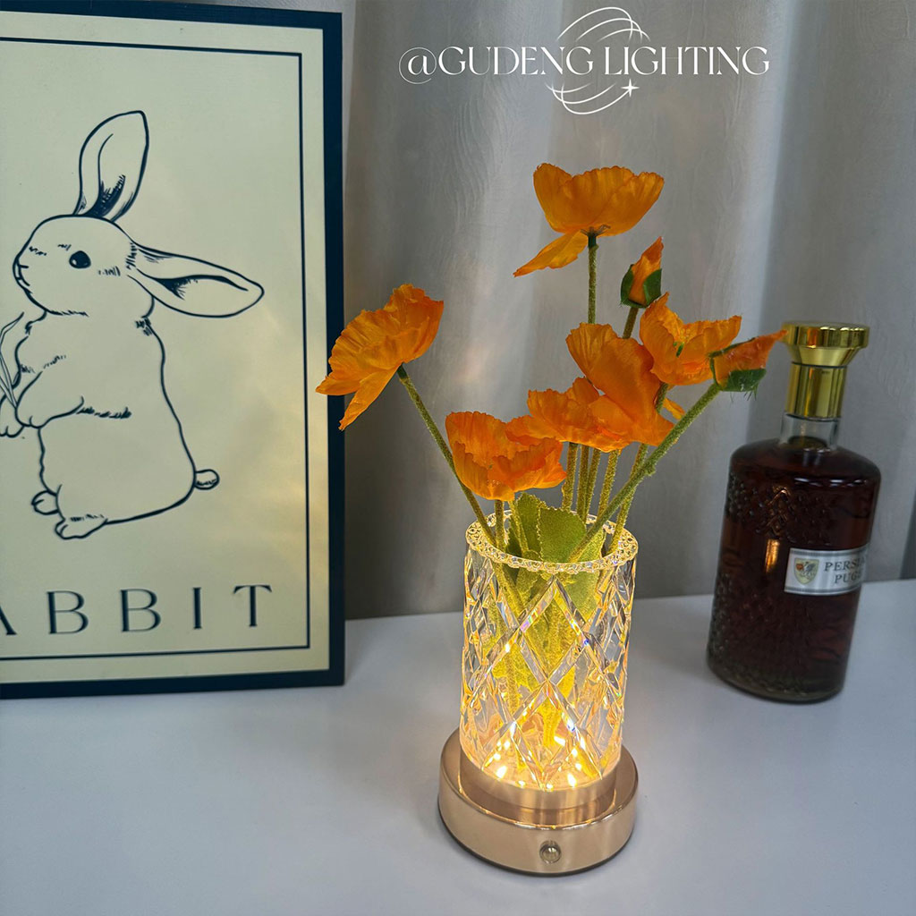 فازة كريستال مضيئة LED تعمل باللمس بألوان RGB قابلة لإعادة الشحن - الصورة 6