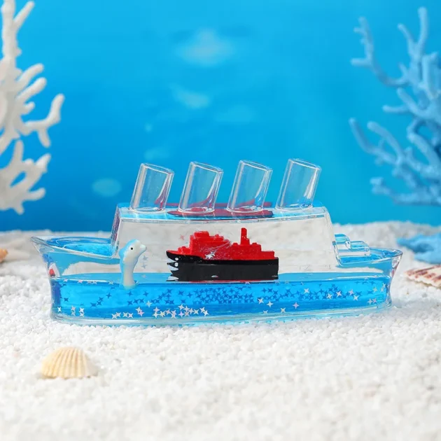 زينة ديكورية على شكل...