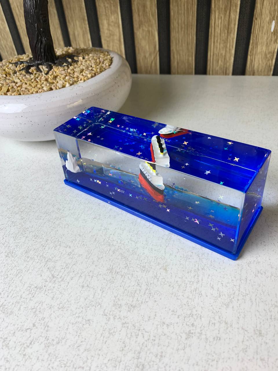 زينة ديكورية على شكل سفينة سياحية لا تغرق V2 - الصورة 3